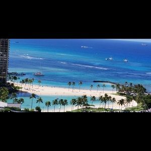 Meet your Posher, Celi